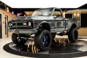 1970 GMC 2500 4X4 Pickup Restomod