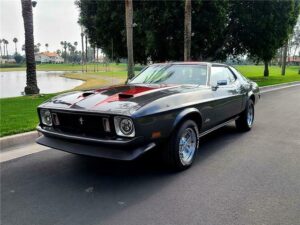 1973 Ford Mustang 8