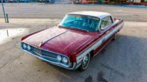 1962 Oldsmobile Starfire