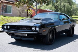 1971 Dodge Challenger R_T Restomod
