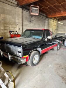 1983 Chevrolet 1_2-Ton Pickup
