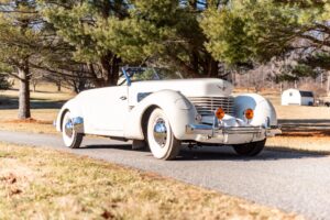 1936 Cord 810 Phaeton