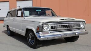 1972 Jeep Wagoneer