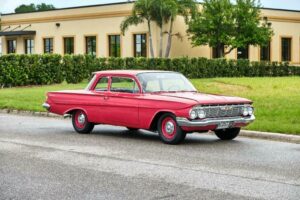 1961 Chevrolet Biscayne 348 Tri Power