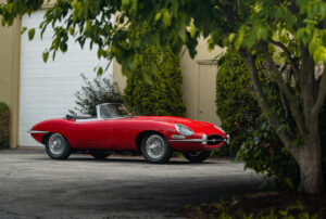 1961 JAGUAR E-TYPE SERIES I 3.8 ROADSTER