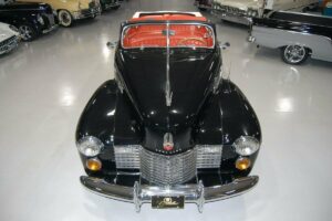 1941 Cadillac Series 62 DeLuxe Convertible Sedan
