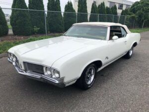 1970 Oldsmobile Cutlass
