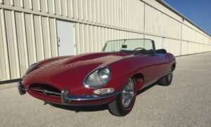 1963 JAGUAR E-TYPE SERIES I