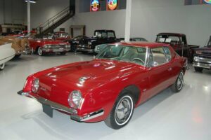 1963 Studebaker Avanti R-2