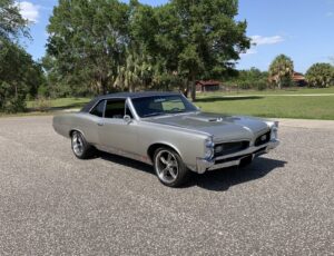 1967 Pontiac GTO Restomod