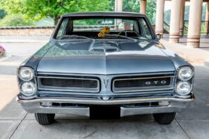 1965 Pontiac GTO Tri-Power