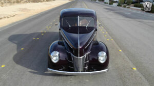 1940 Ford Deluxe