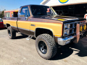 1984 Chevrolet C_K 20 Regular Cab 4WD