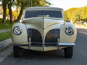 1940 Lincoln Zephyr
