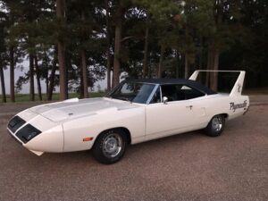 1970 DODGE PLYMOUTH SUPERBIRD
