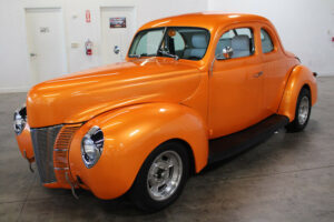 1940 Ford Deluxe