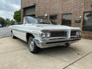 1962 Pontiac Bonneville Convertible 389 Tri Power