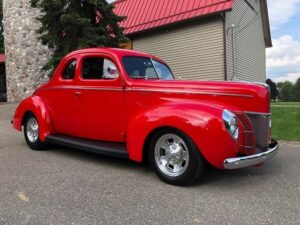 1940 Ford Deluxe Coupe