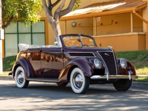 1937 Ford Deluxe