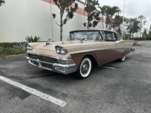 1958 Ford Fairlane 500 Skyliner