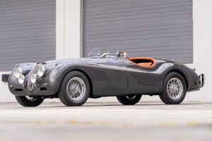 1953 JAGUAR XK120 S