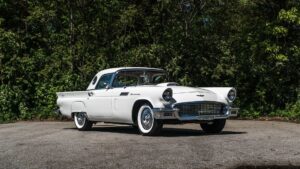 1957 Ford Thunderbird