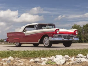 1957 Ford Fairlane 500 Sunliner